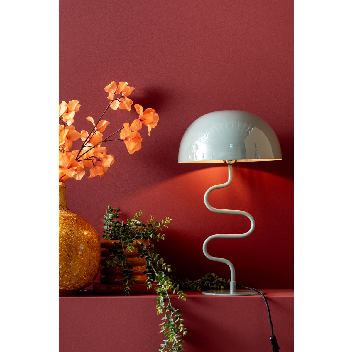 Leitmotiv Twist Tischleuchte in in Blau | VIA X SELECTION