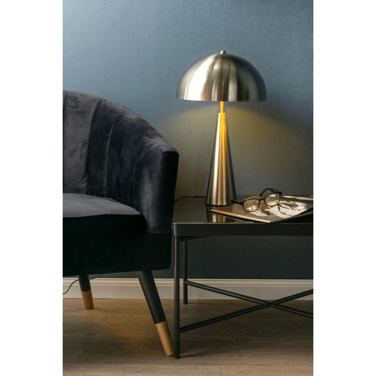 Leitmotiv Sublime Tischleuchte in Silber | VIA X SELECTION