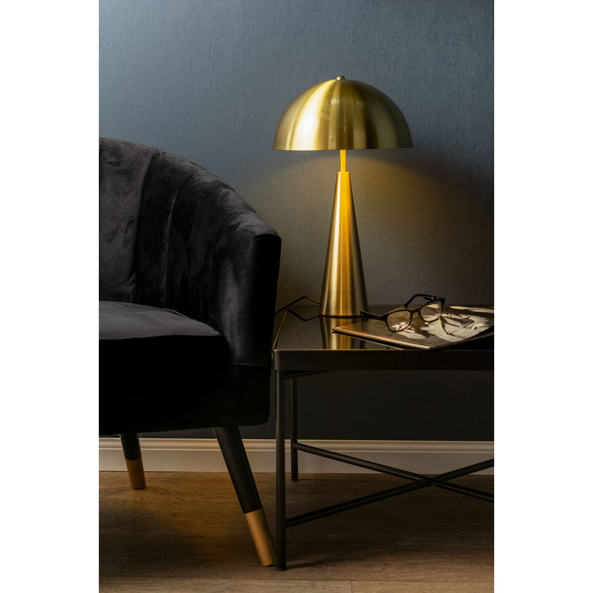 Leitmotiv Sublime Tischleuchte in Gold | VIA X SELECTION
