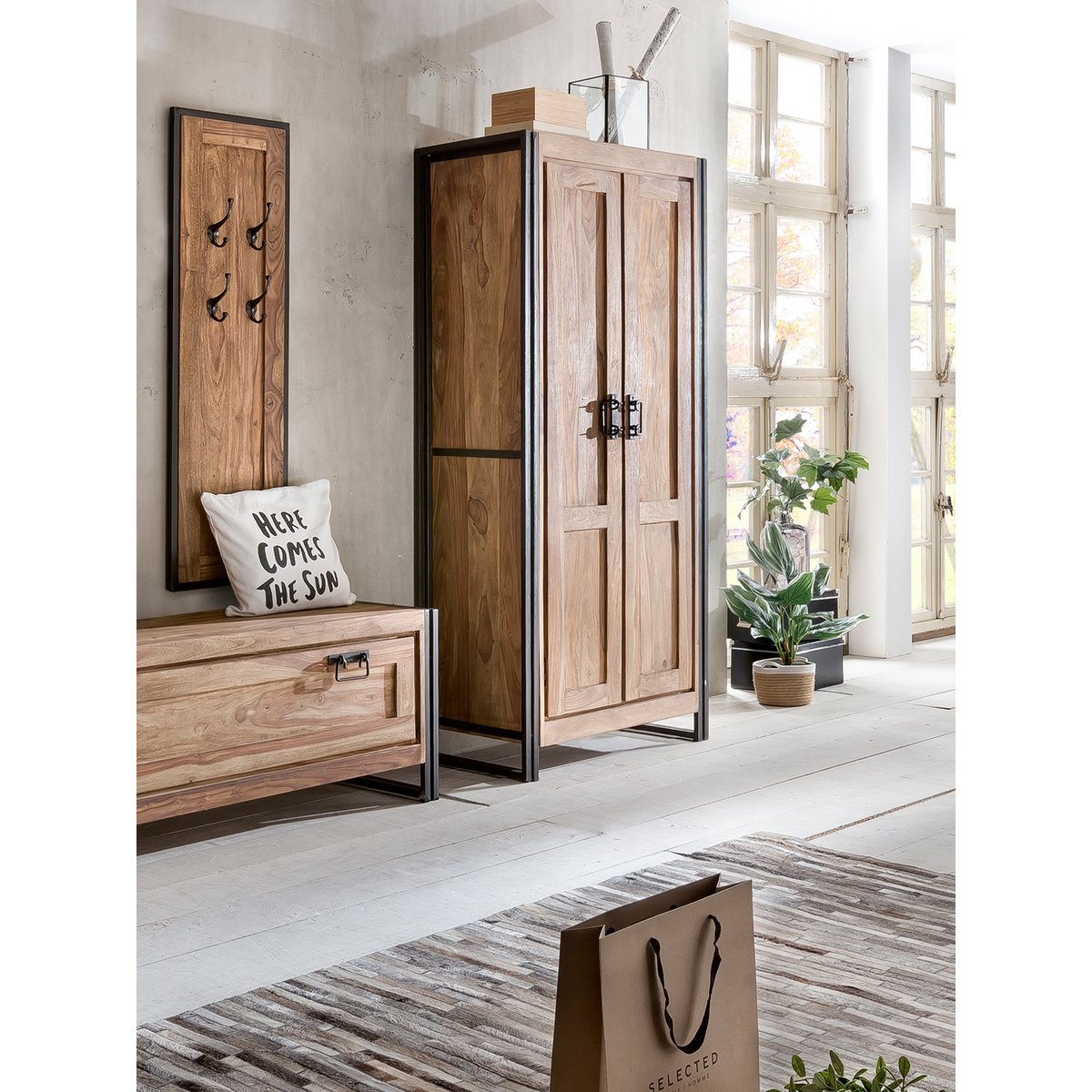 Breiter Schuhschrank aus Akazienholz, 40 × 130 × 50 cm | VIA X SELECTION