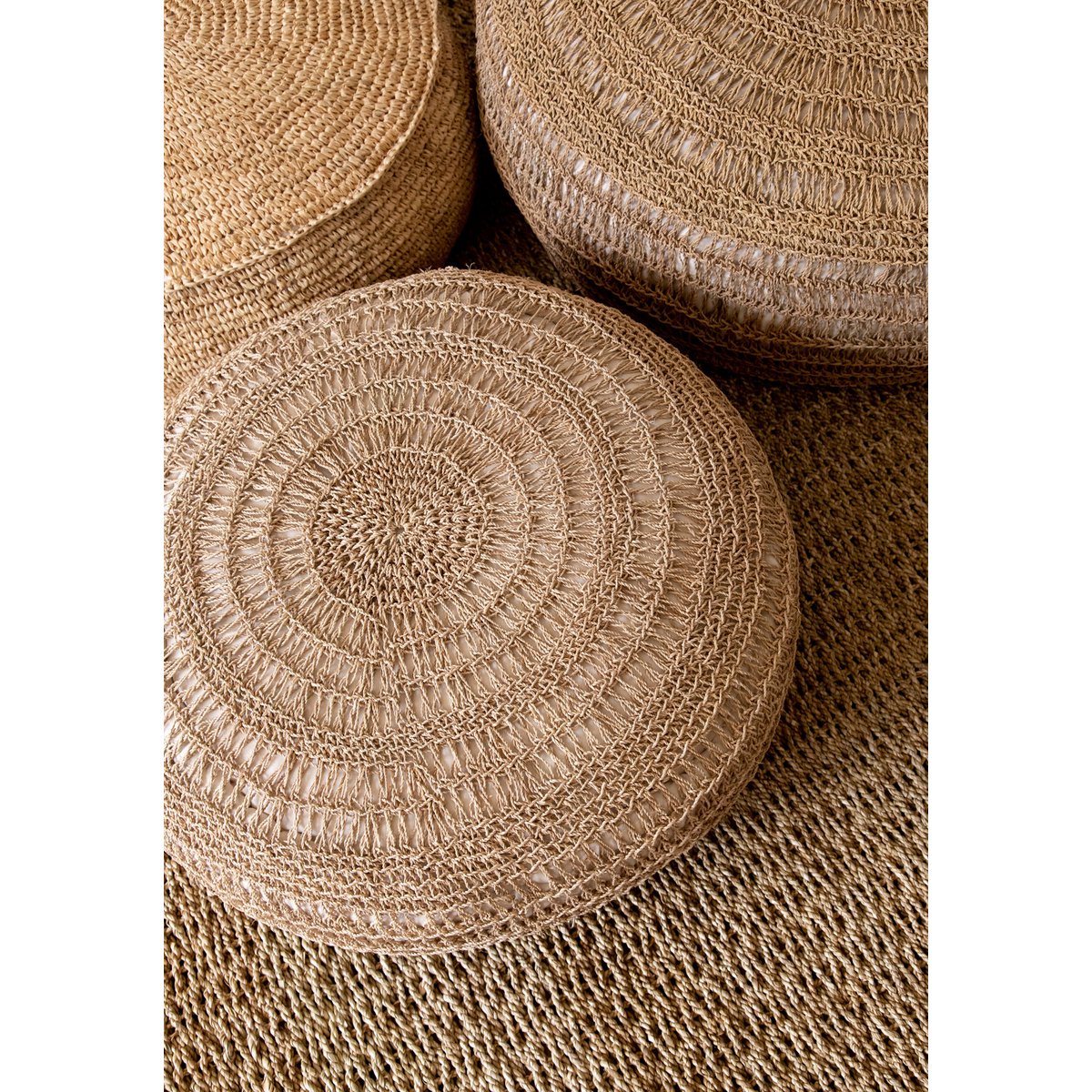 Pouf aus Raffia in Natur | VIA X SELECTION
