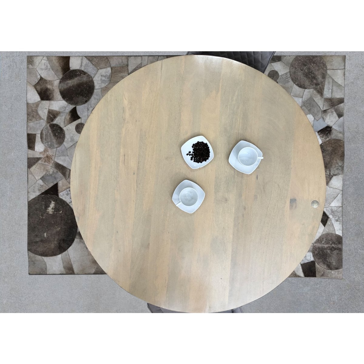 TOM TAILOR Home runder Esstisch Mangoholz gerippter Mittelfuß 120 cm | VIA X SELECTION