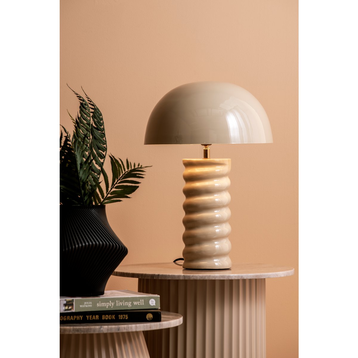 Leitmotiv Gracio Tischleuchte in Braun | VIA X SELECTION