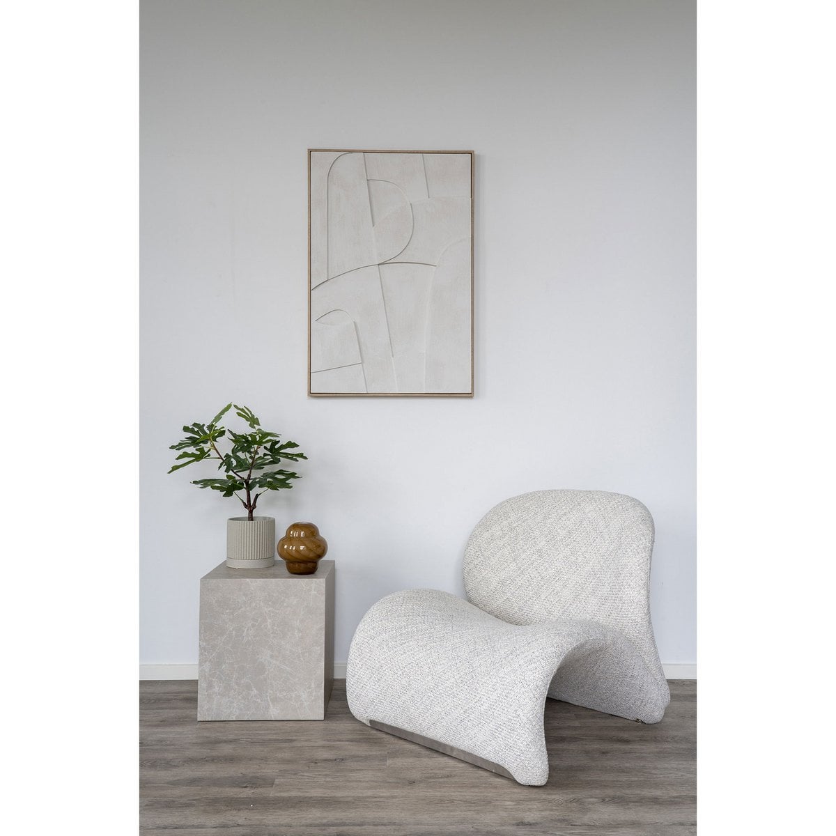 Weiße Relief-Wanddekoration auf Leinwand, 60 × 90 cm | VIA X SELECTION