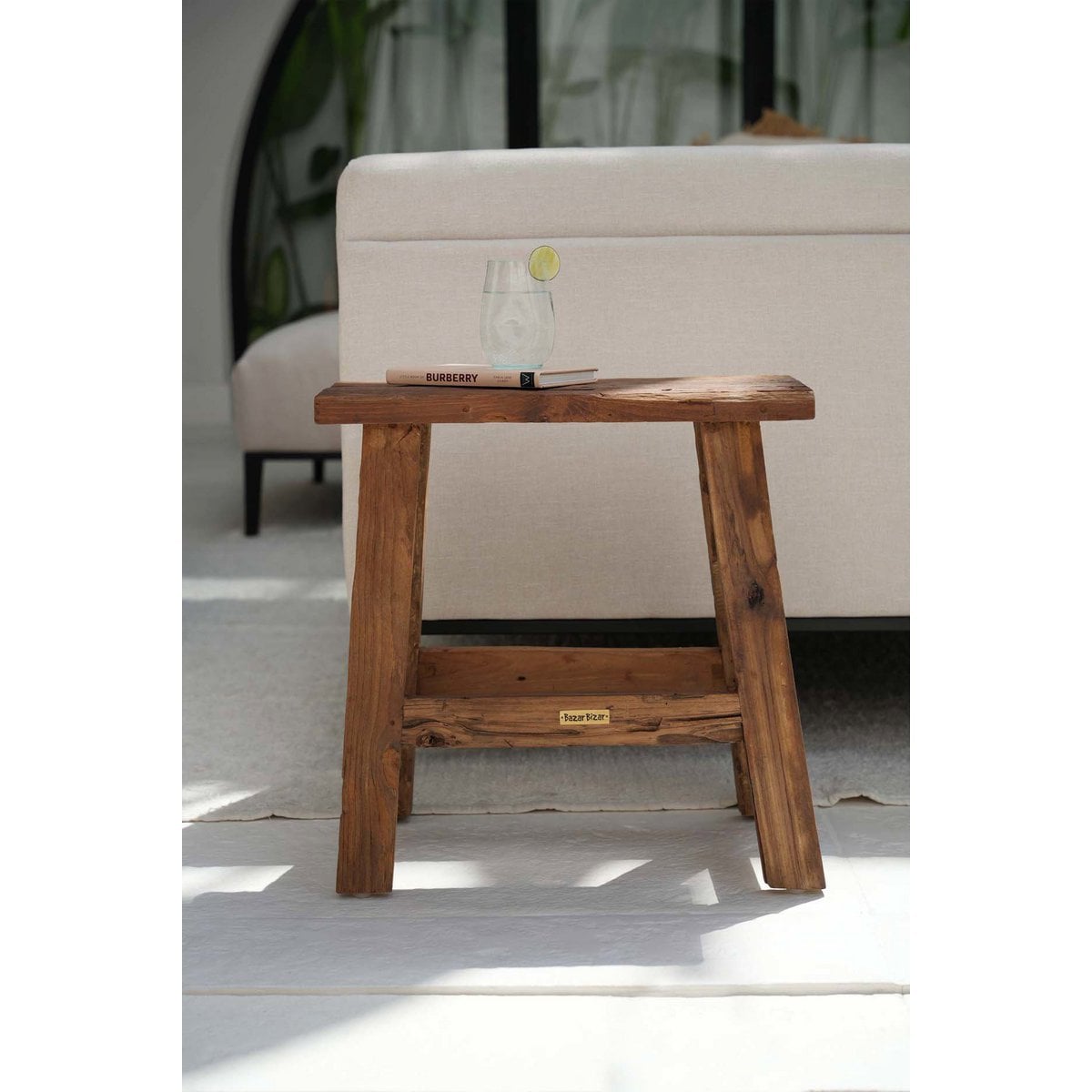 Hocker aus Holz natur mit schmaler Form | VIA X SELECTION