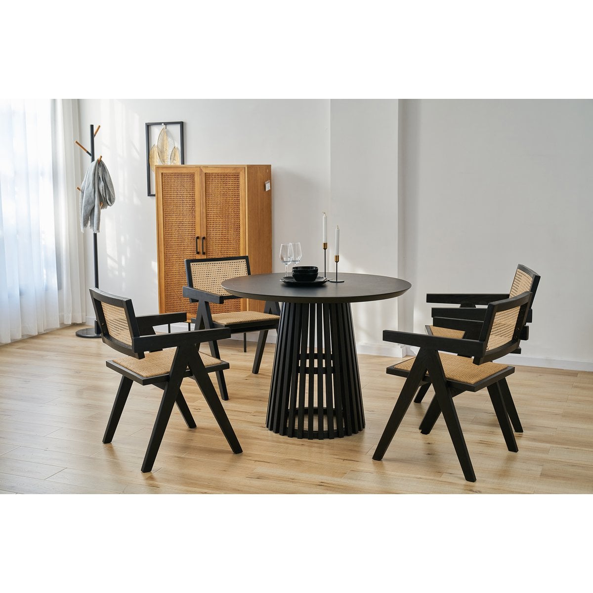 Runder Esstisch Heveaholz schwarz 100 cm | VIA X SELECTION