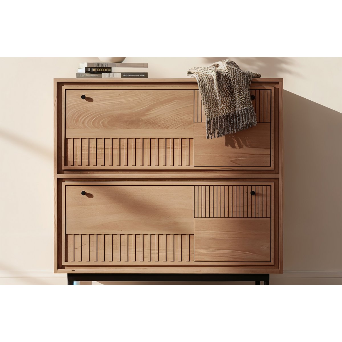 Schuhschrank aus Mangoholz mit Lamellenfront, 40 × 85 × 90 cm | VIA X SELECTION