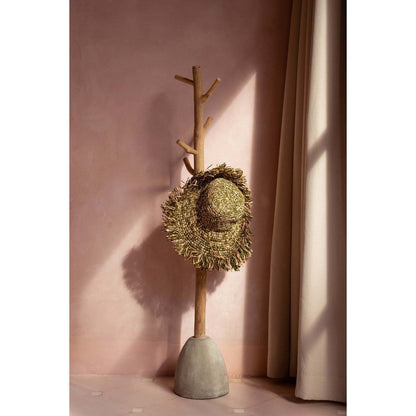 Garderobenständer aus Teakholz und Beton, 25 × 25 × 150 cm | VIA X SELECTION