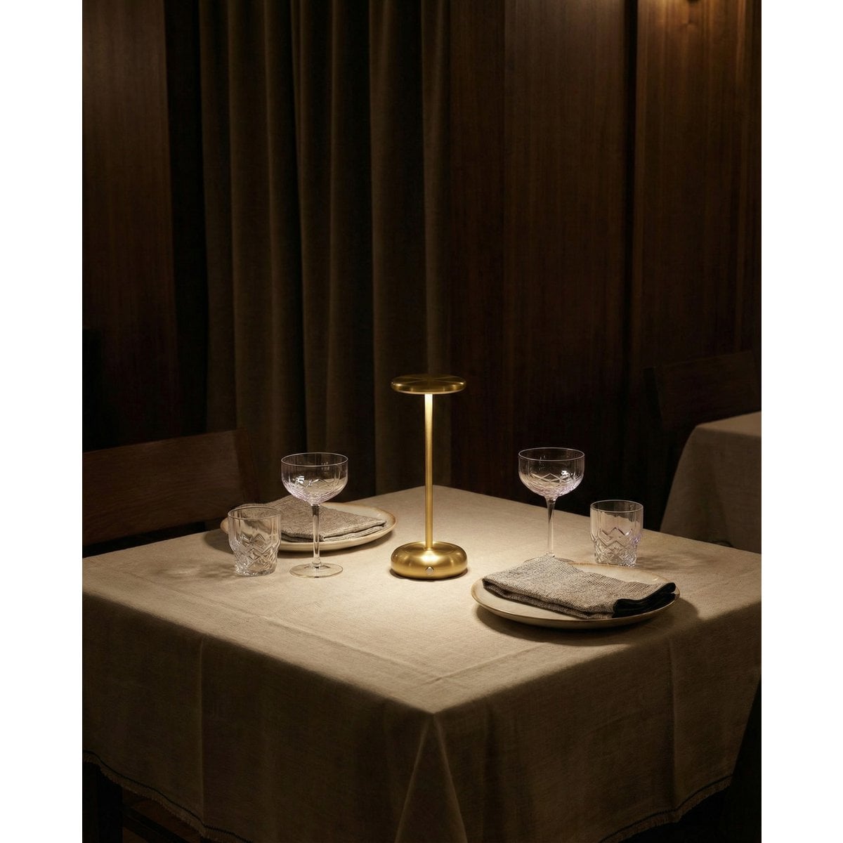 Cocktail-Coupe aus rosafarbenem Recyclingglas 16,5 cm | VIA X SELECTION