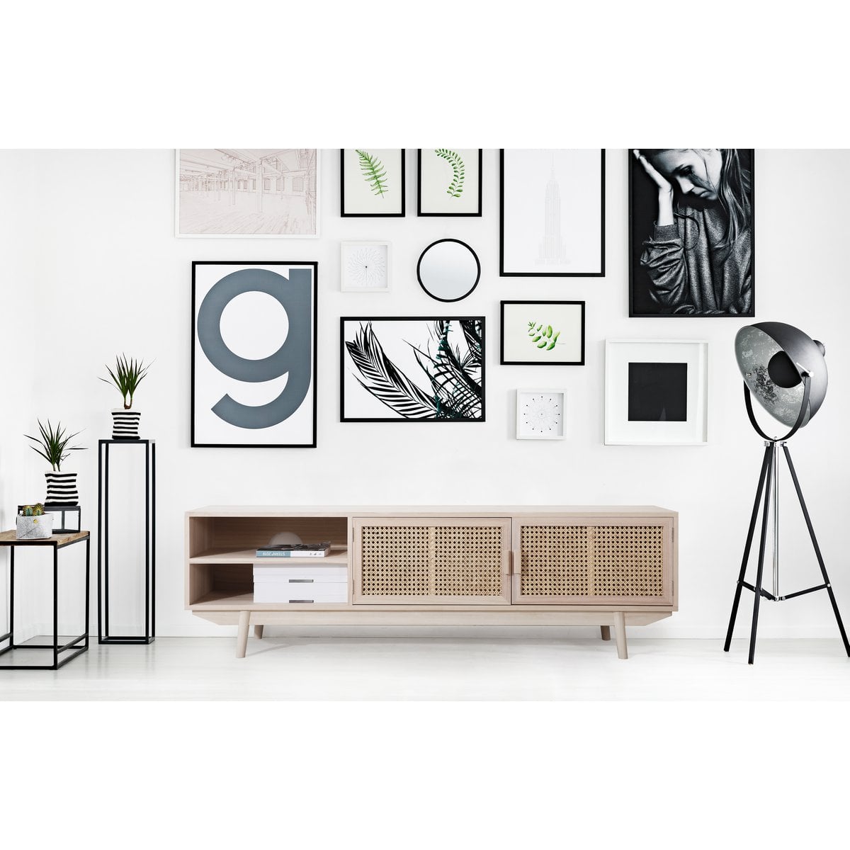Lowboard mit Rattanfront, 36 × 150 × 45 cm | VIA X SELECTION