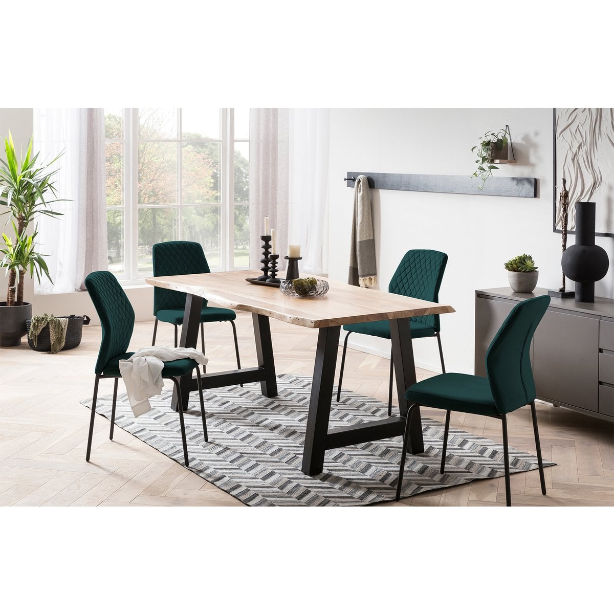 Esszimmerstuhl aus Samt grün im 2er-Set mit Rautensteppung | VIA X SELECTION