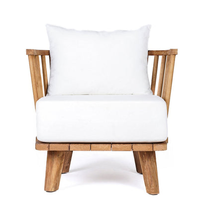 Loungesessel aus recyceltem Teakholz in Naturweiß mit skulpturalem Rahmen | VIA X SELECTION