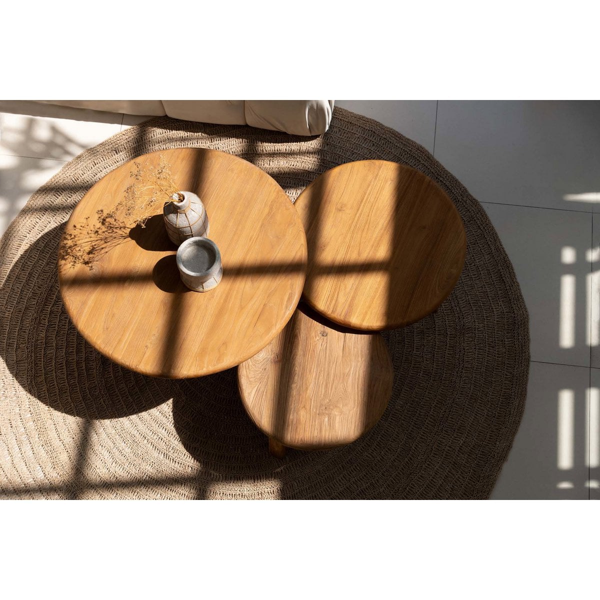 Couchtisch aus recyceltem Teakholz, 60 × 60 × 40 cm | VIA X SELECTION