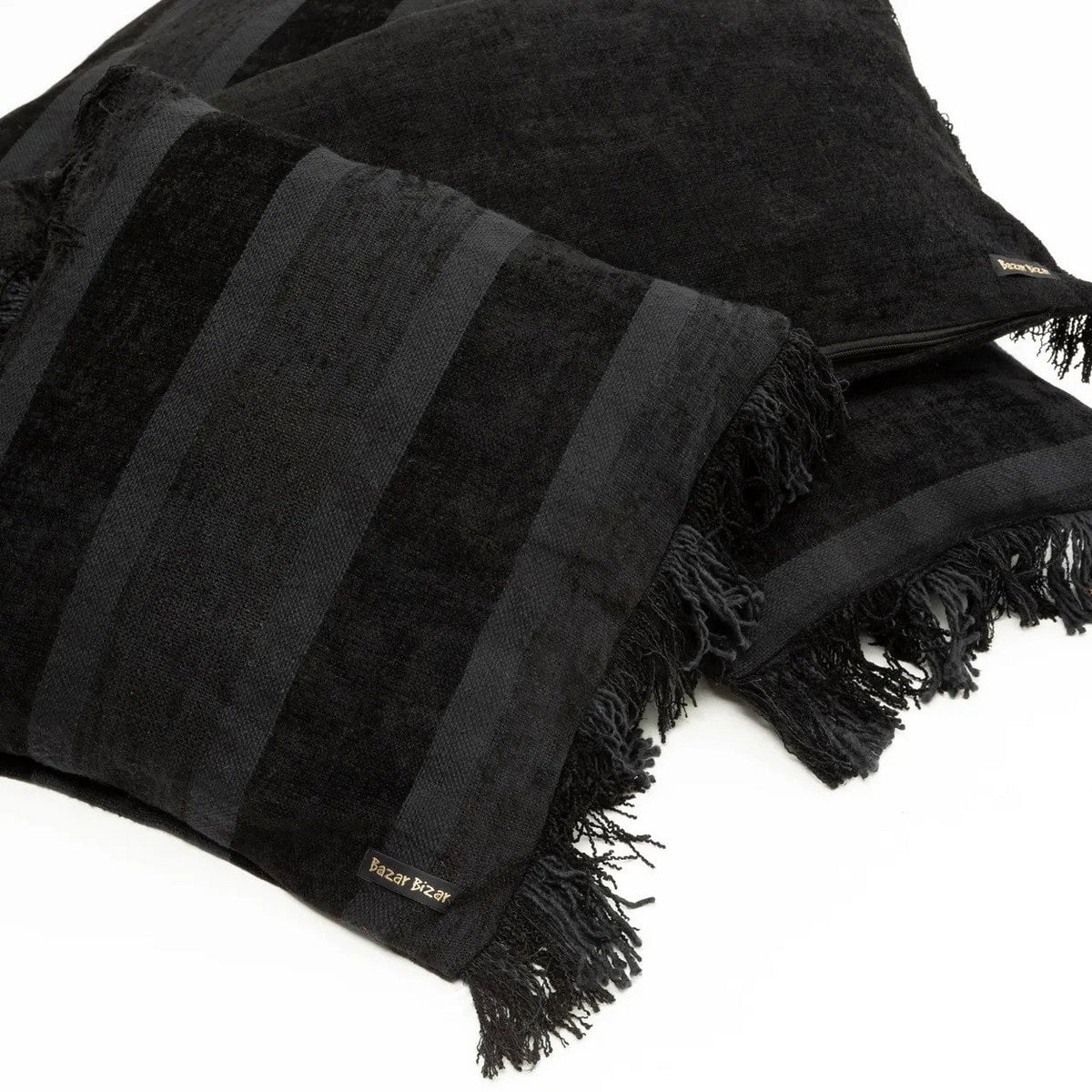 Kissenbezug aus Samt in Schwarz, 30 × 50 cm | VIA X SELECTION