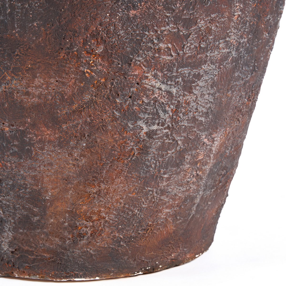 Große Bodenvase aus burgunderroter Terrakotta | VIA X SELECTION