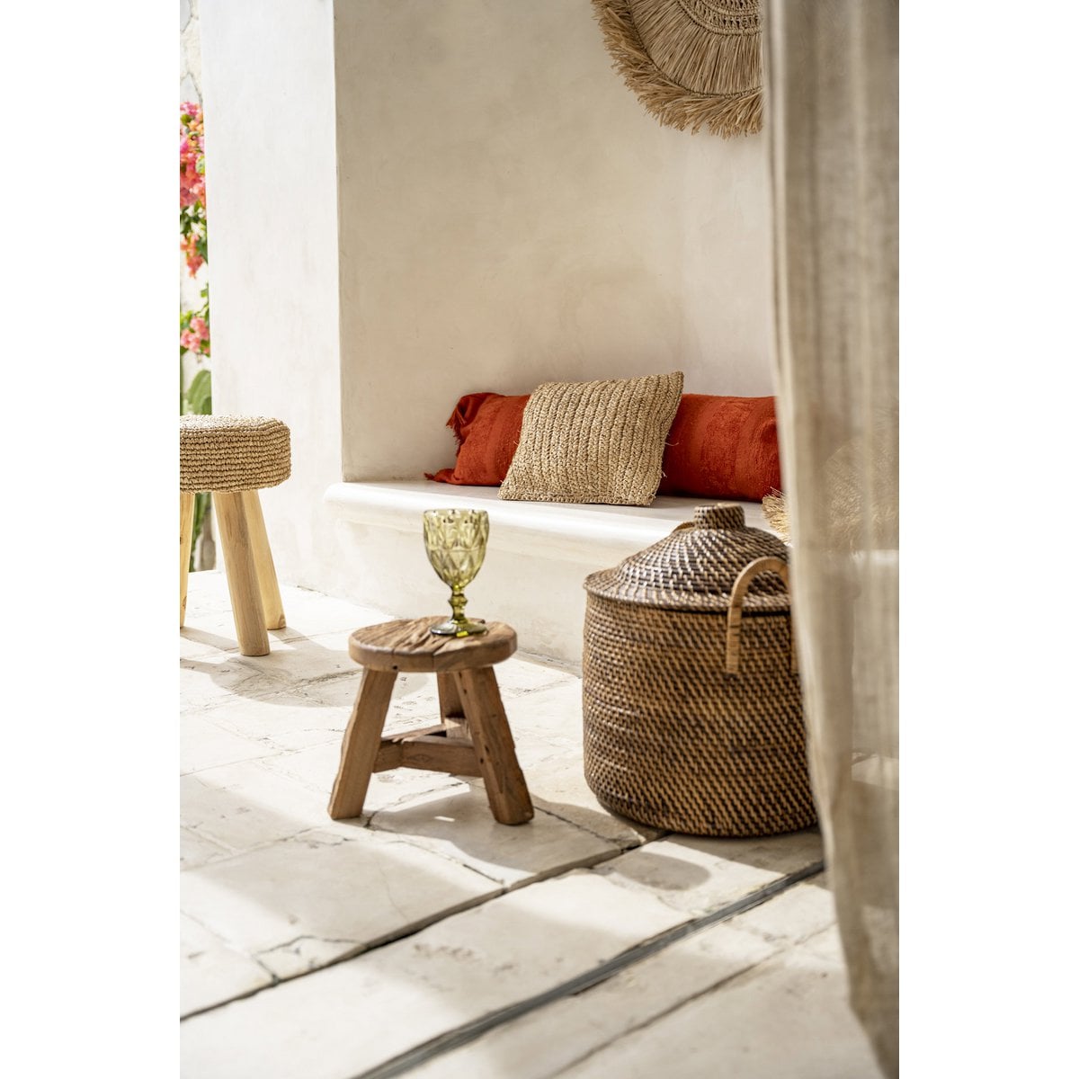 Hocker aus recyceltem Teakholz natur klein | VIA X SELECTION