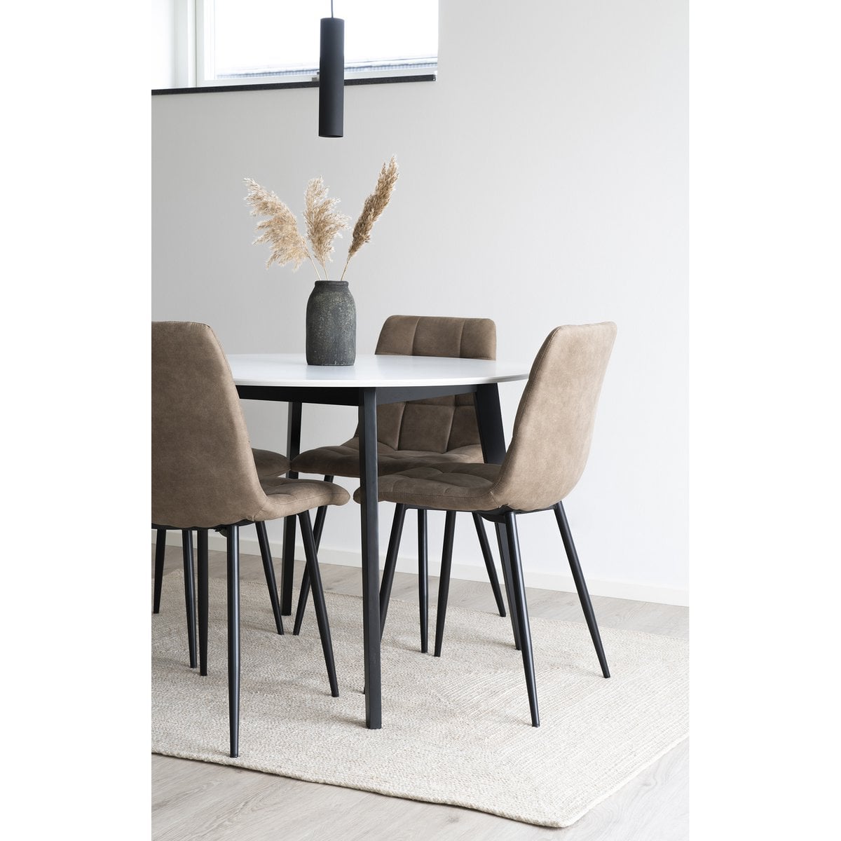 Teppich aus recyceltem PET sand, 140 × 200 cm | VIA X SELECTION