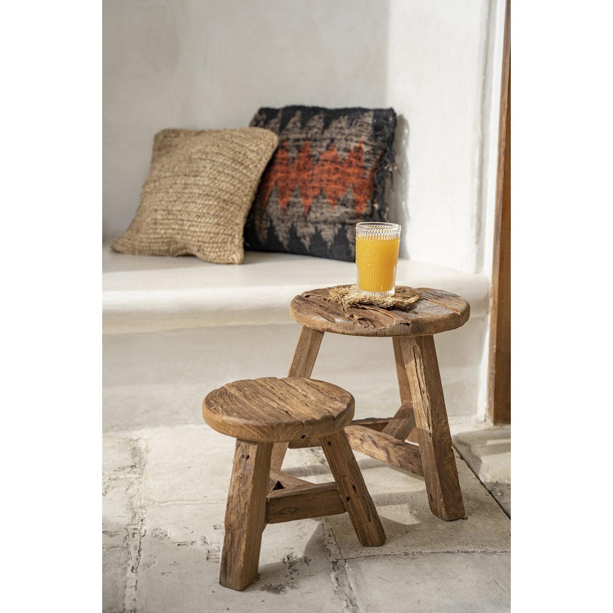 Hocker aus recyceltem Teakholz natur groß | VIA X SELECTION