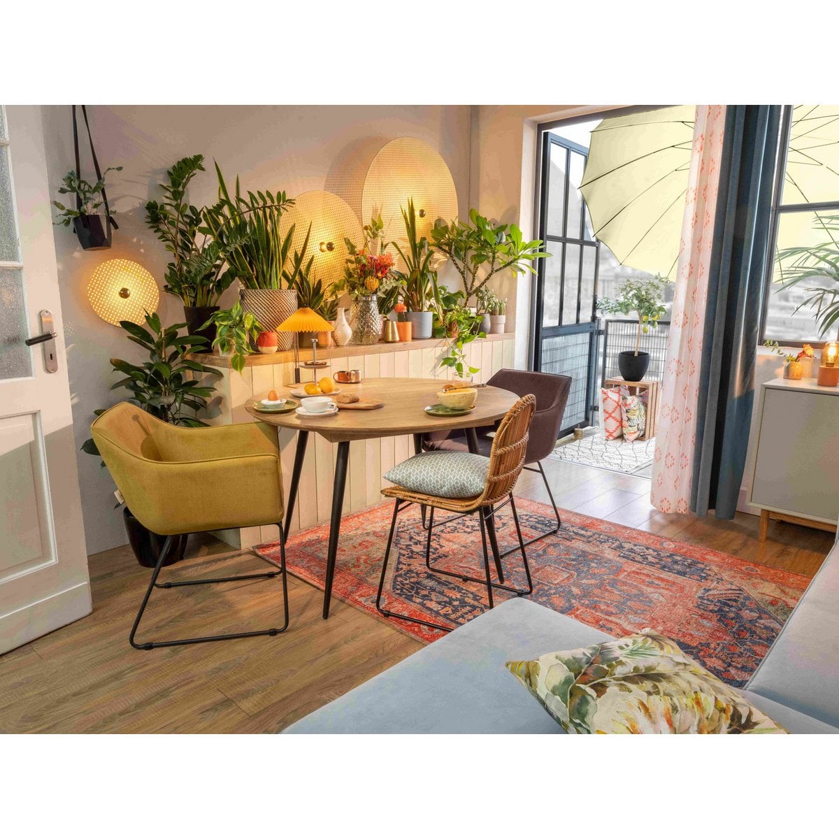 TOM TAILOR Home runder Esstisch Mangoholz Metallgestell 120 cm | VIA X SELECTION