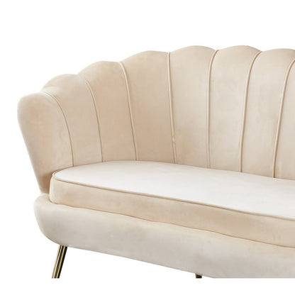 Muschelsofa in beigefarbener Samtoptik mit goldfarbenem Metallgestell | VIA X SELECTION