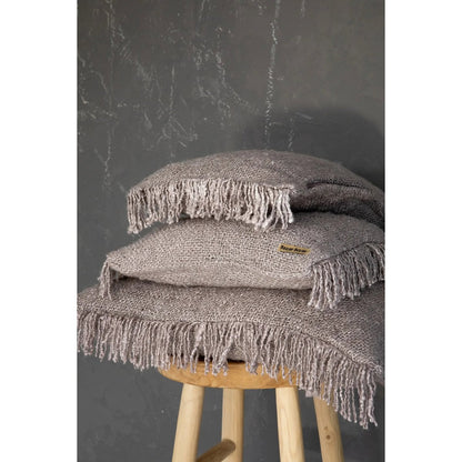 Großer Kissenbezug aus Baumwolle in Perlgrau, 60 × 60 cm | VIA X SELECTION