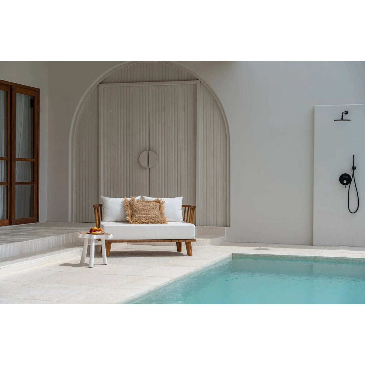 Großer Kissenbezug aus Raffia in Naturton, 60 × 60 cm | VIA X SELECTION