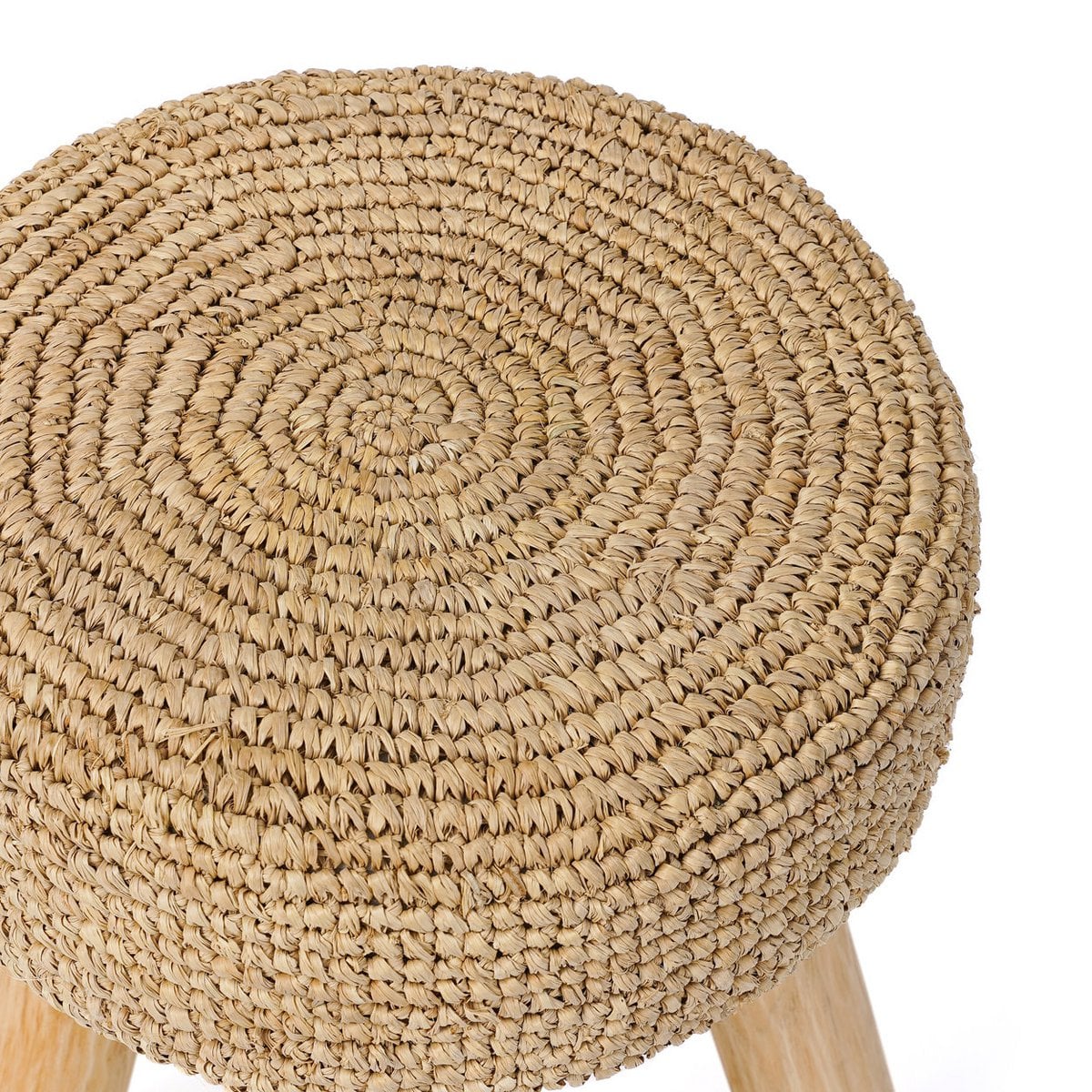 Geflochtener Hocker aus Teakholz und Raffia in Natur | VIA X SELECTION