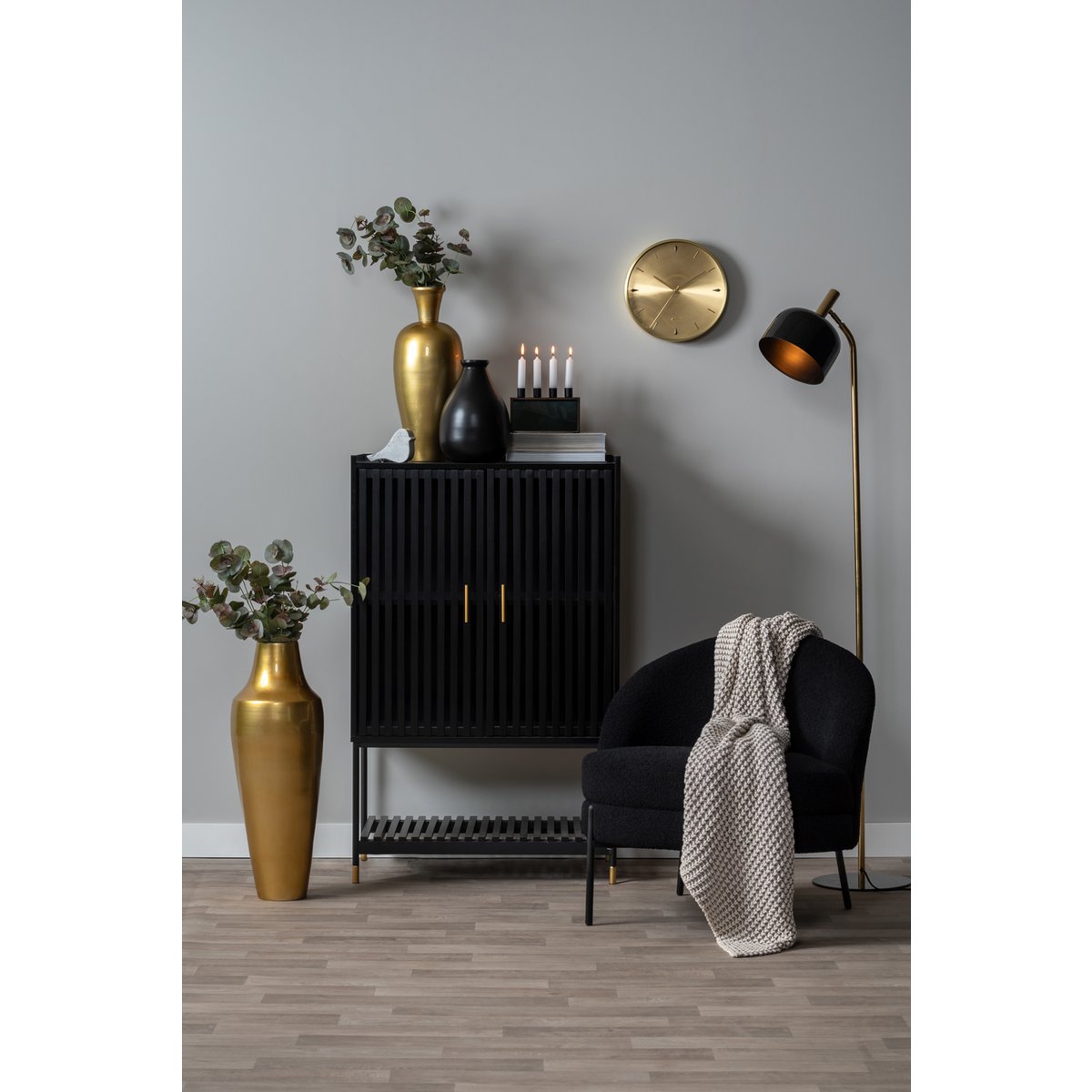 Leitmotiv Smart Stehleuchte in Schwarz | VIA X SELECTION