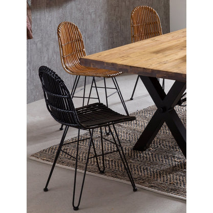 Esszimmerstuhl aus naturbelassenem Rattan mit schwarzem Metallgestell | VIA X SELECTION