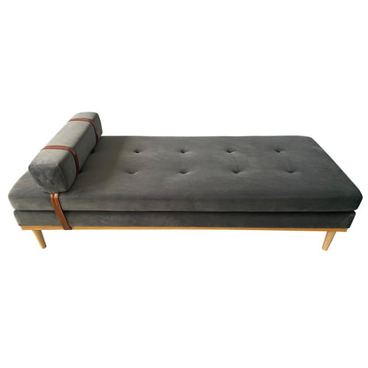Daybed aus grauem Samt mit Nackenrolle | VIA X SELECTION