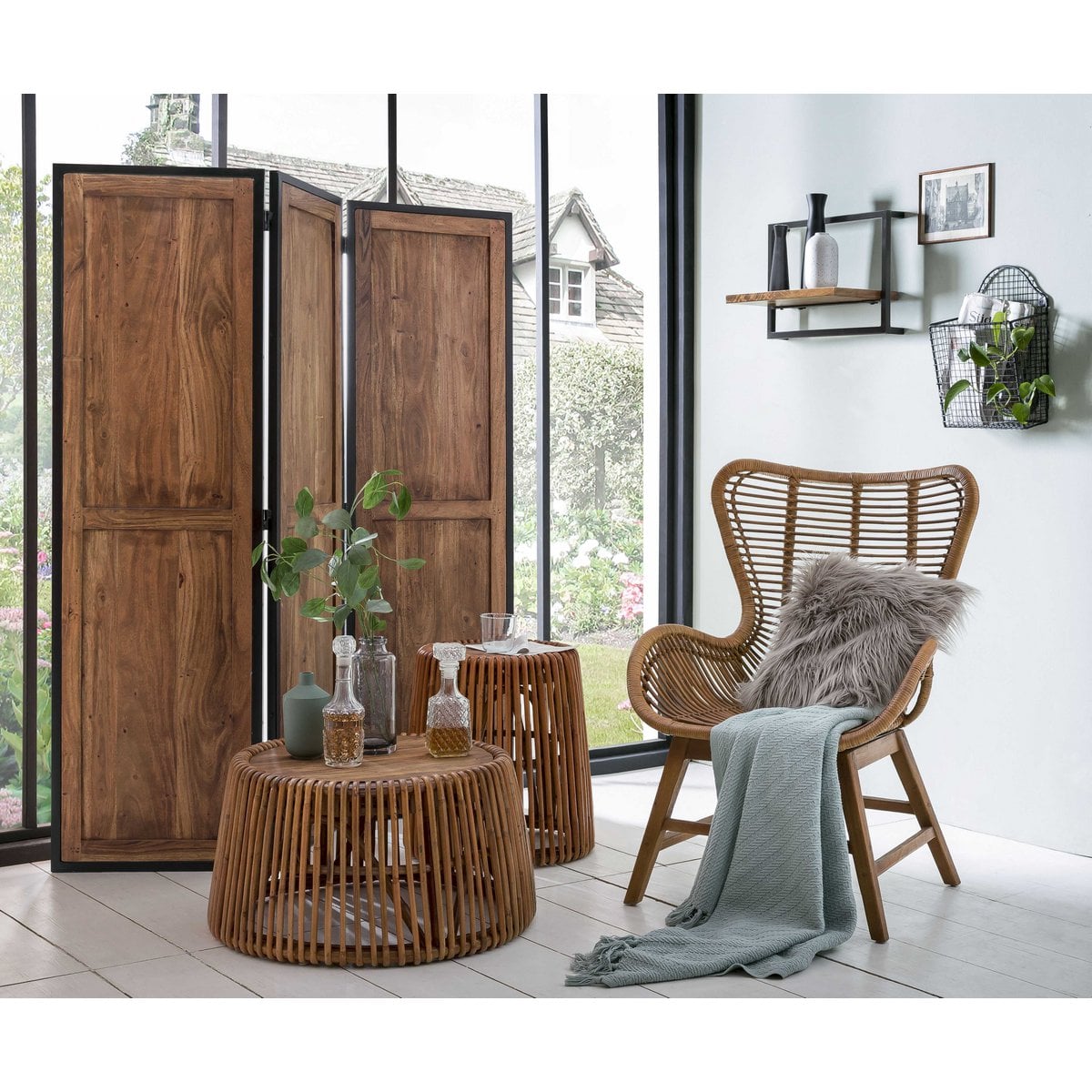 TOM TAILOR Home Beistelltisch aus Rattan und Glas, 69 × 69 × 38 cm | VIA X SELECTION