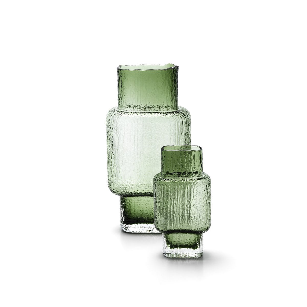 Schmale Vase aus grünem Glas | VIA X SELECTION