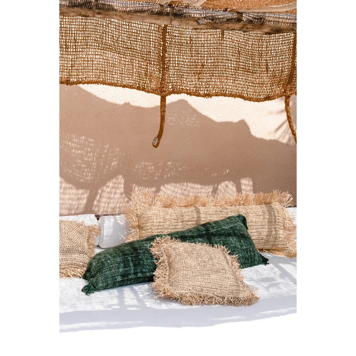 Langer Kissenbezug aus Baumwolle in Waldgrün, 35 × 100 cm | VIA X SELECTION