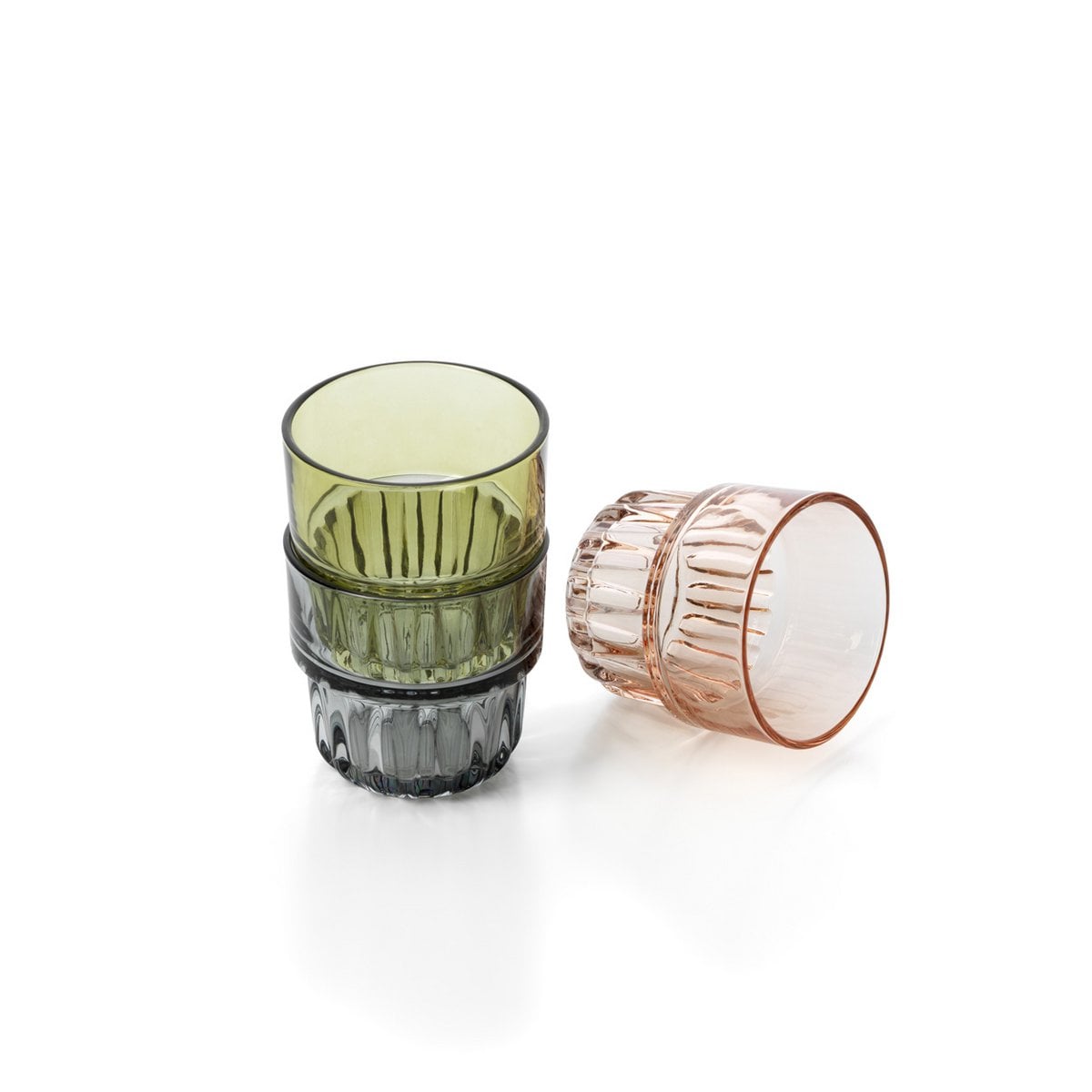 Trinkglas aus facettiertem Glas in Grün 8 cm | VIA X SELECTION