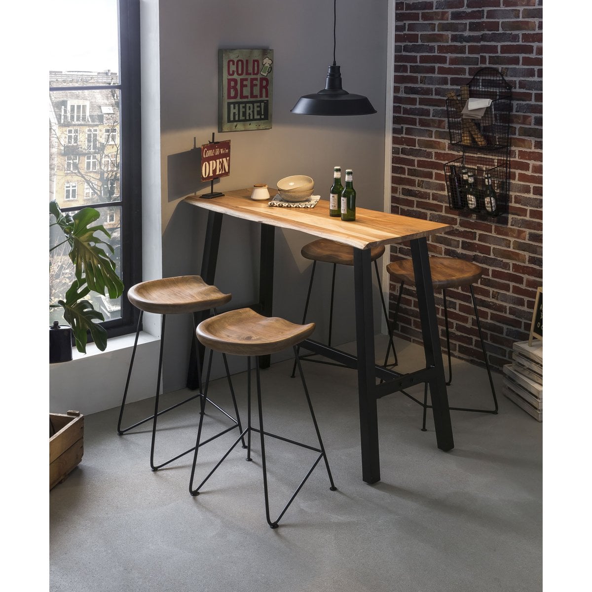 Barhocker aus Akazienholz und Metall | VIA X SELECTION