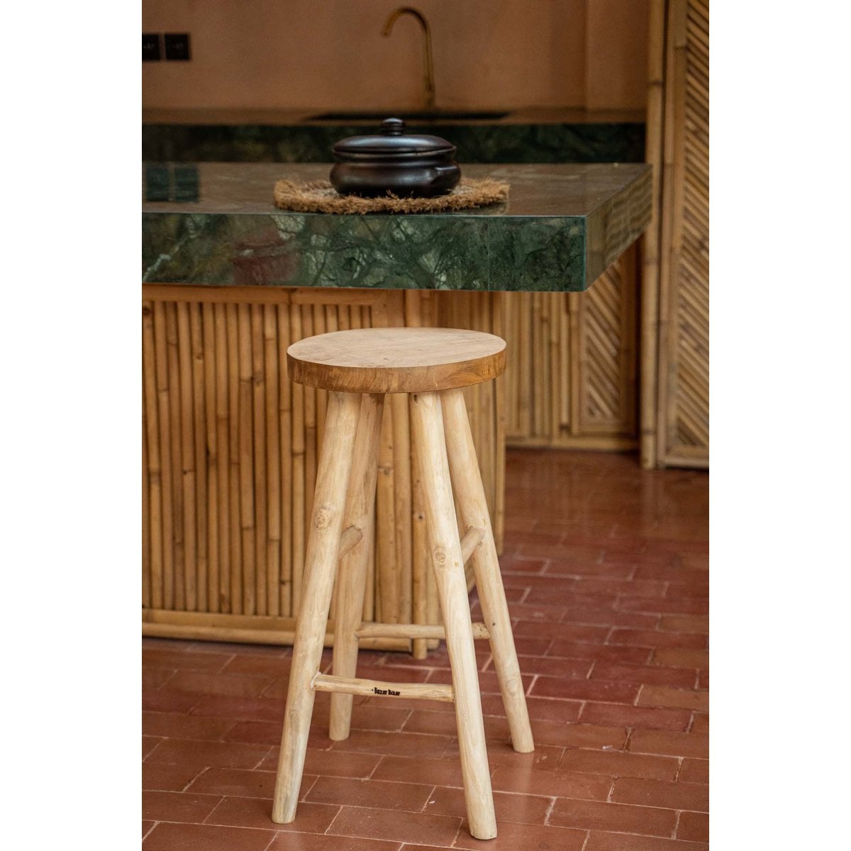 Barhocker aus massivem Teakholz in Natur | VIA X SELECTION