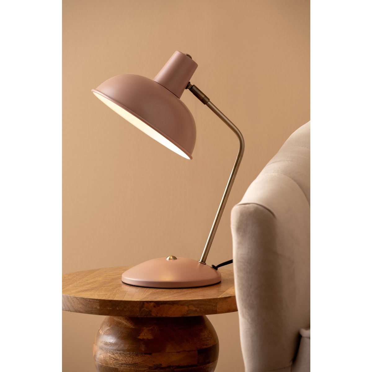 Leitmotiv Hood Tischleuchte in Rosa | VIA X SELECTION