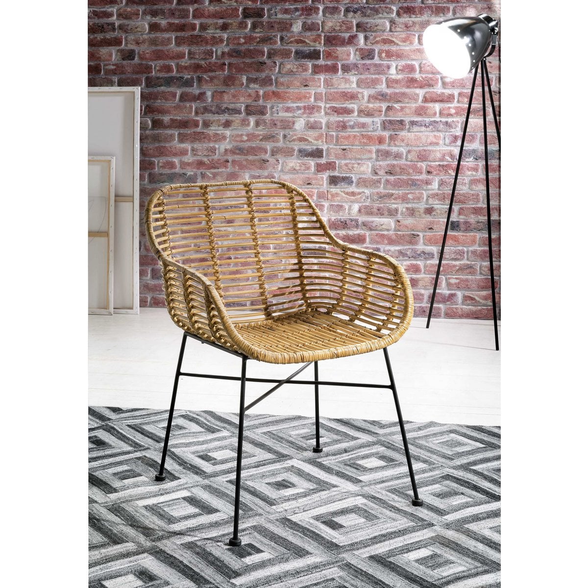 Armlehnstuhl aus Rattan mit schwarzem Metallgestell im 2er-Set | VIA X SELECTION