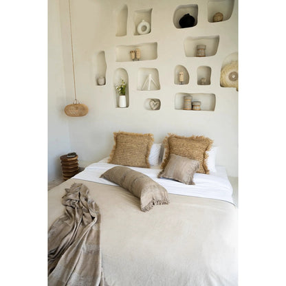 Großer Kissenbezug aus Raffia in Naturton, 60 × 60 cm | VIA X SELECTION
