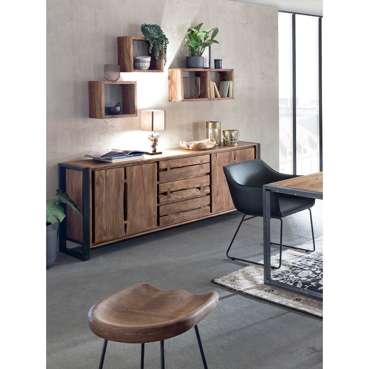 Barhocker aus Akazienholz und Metall | VIA X SELECTION