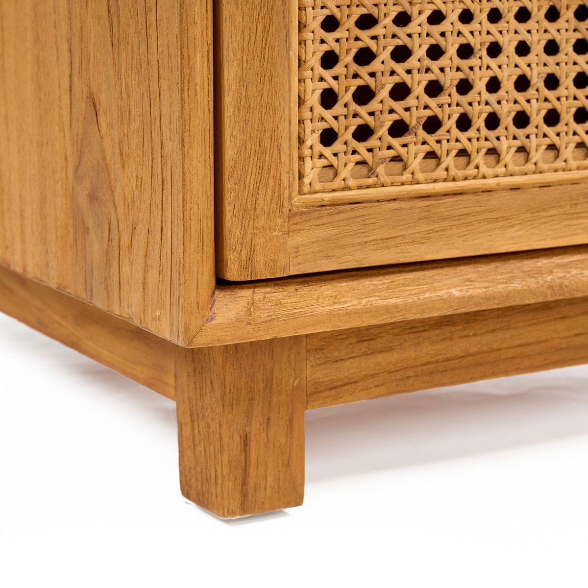 Nachttisch aus Teak und Rattan mit zwei Schubladen, 48 × 51 × 48 cm | VIA X SELECTION