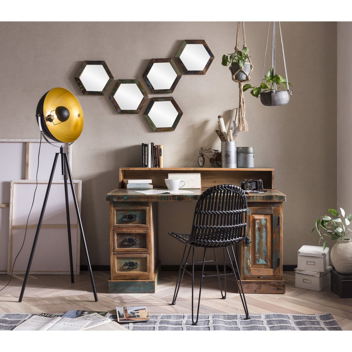 Schreibtisch aus Altholz mit Tür und Schubladen 132 cm | VIA X SELECTION