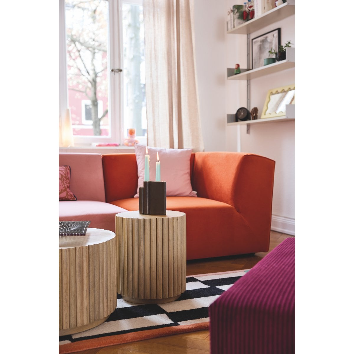 TOM TAILOR Home runder Couchtisch aus Mangoholz mit geripptem Fuß, Ø, 55 × 34 cm | VIA X SELECTION
