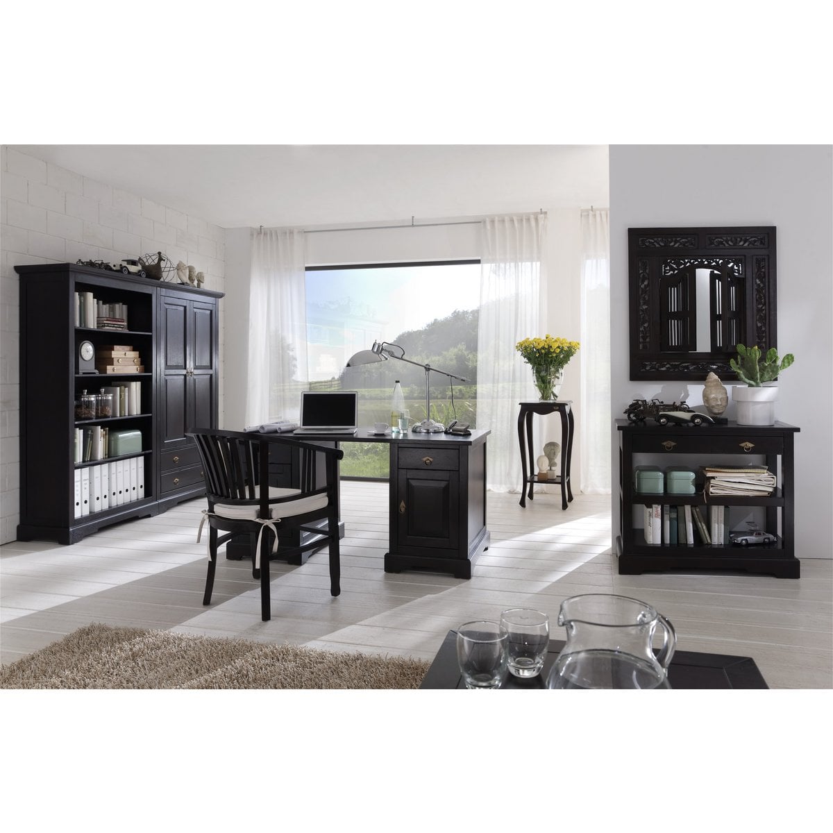 Schreibtisch aus Akazienholz mit Türen und Schubladen 150 cm | VIA X SELECTION