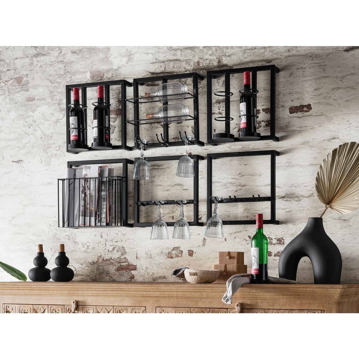 Wand-Weinregal aus schwarzem Metall und Kork für 2 Flaschen und 3 Gläser, 15 × 35 × 35 cm | VIA X SELECTION