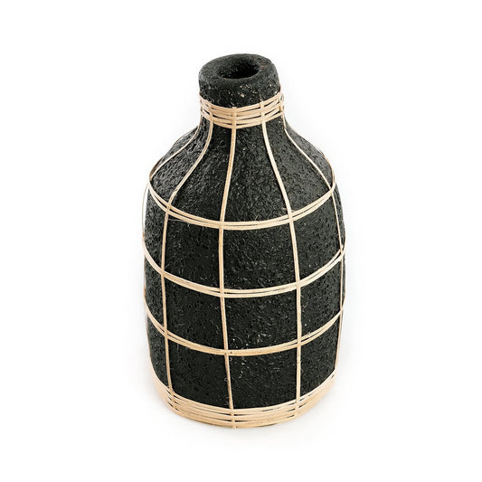 Große runde Terrakotta-Vase mit Rattan-Detail | VIA X SELECTION