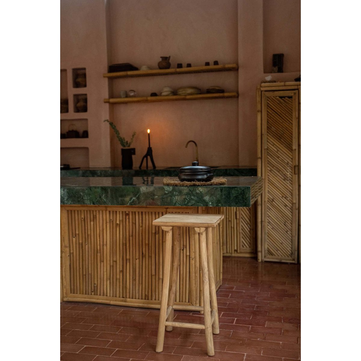 Barhocker aus Teakholz natur mit rustikaler Oberfläche | VIA X SELECTION