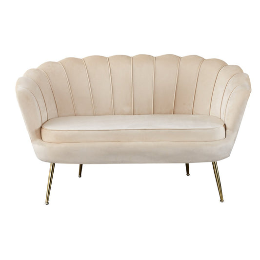 Muschelsofa in beigefarbener Samtoptik mit goldfarbenem Metallgestell | VIA X SELECTION