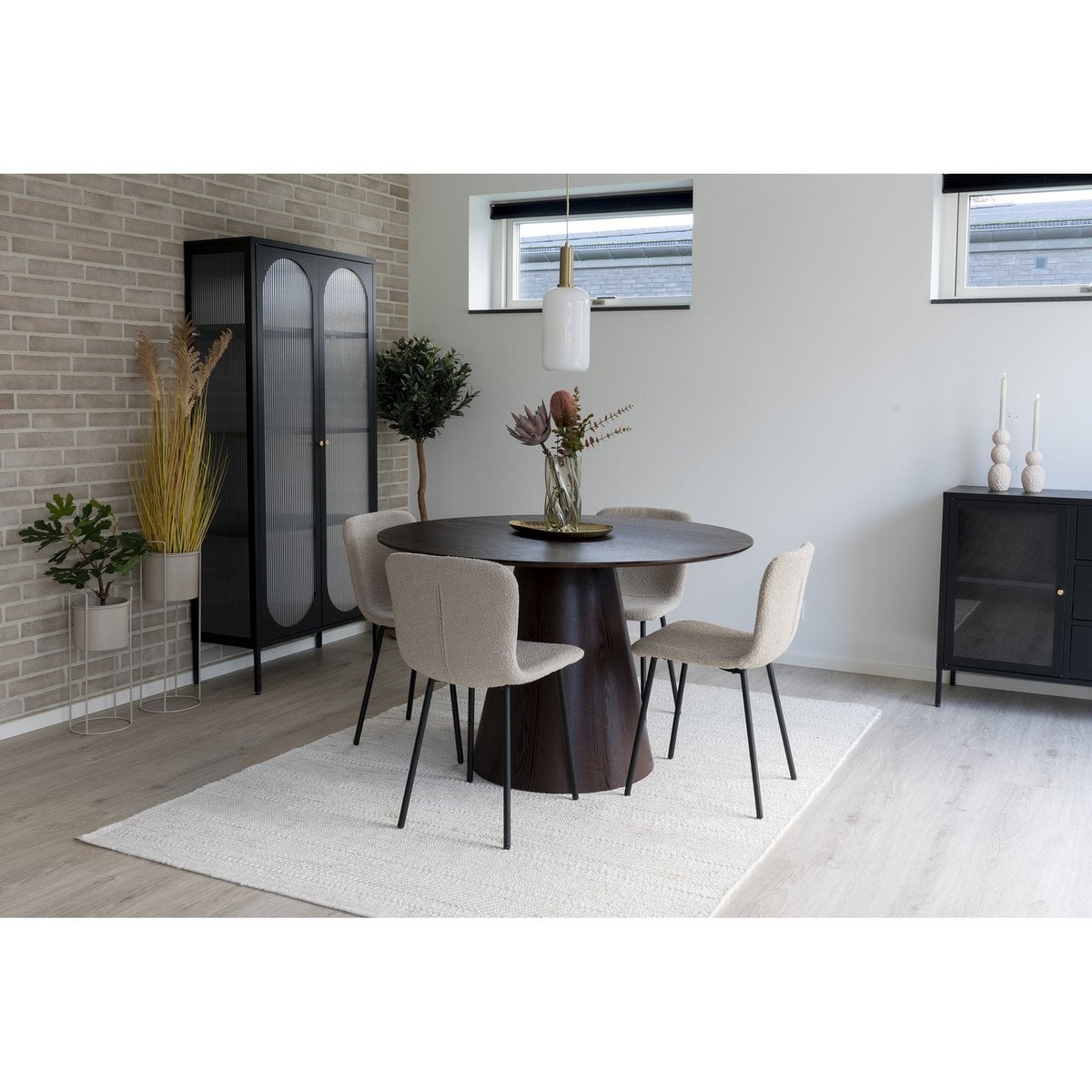 Esszimmerstuhl aus Bouclé beige im 2er-Set | VIA X SELECTION