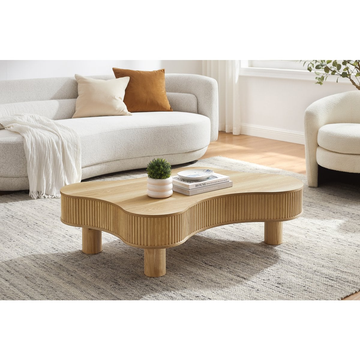 Couchtisch aus Eschenfurnier mit Wellenkante, 116 × 77 × 32 cm | VIA X SELECTION